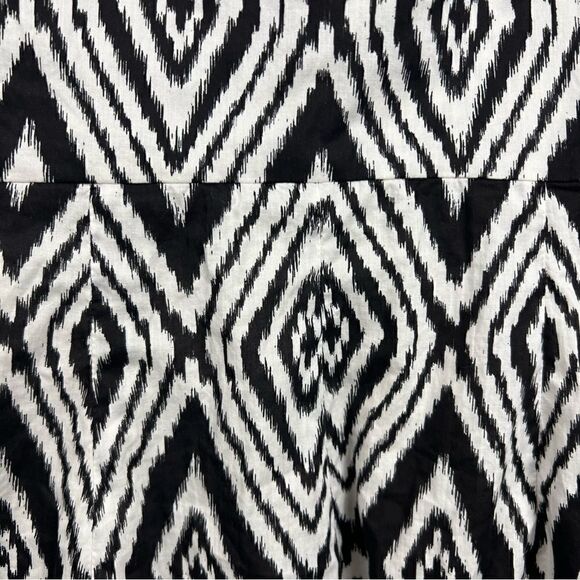 7 For All Mankind Black and White Geometric Print Size S - Picture 6 of 10